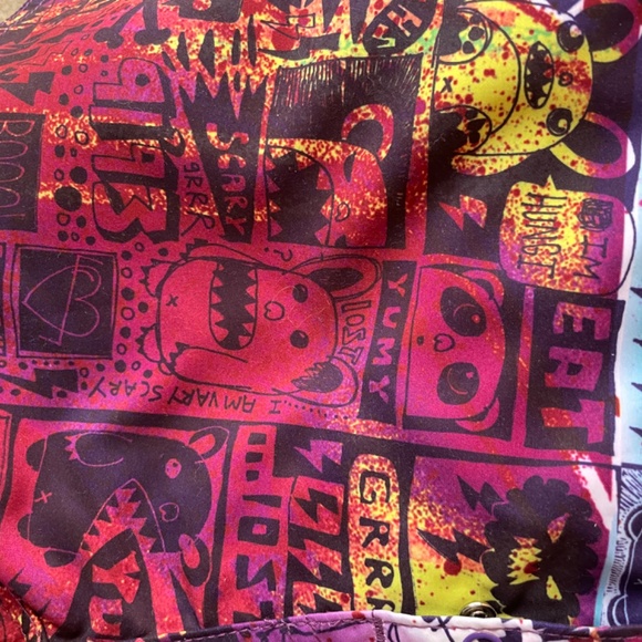 Swimsuit - Picture 10 of 10